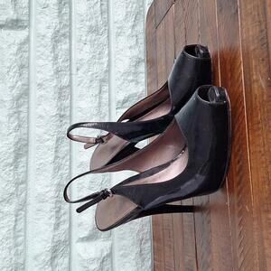 Joan & David Black Peep Toe Heel Size 8